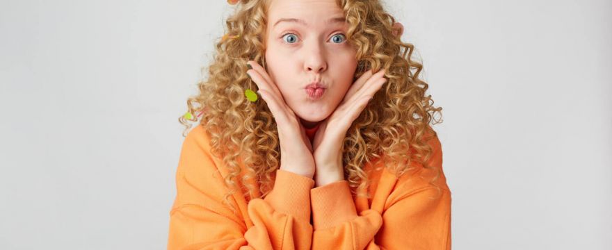 Одяг "Оверсайз". Як носити та кому підходить