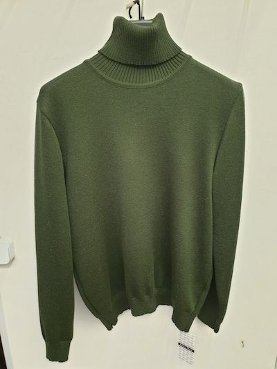 Гольф жіночий Only Women темно-зелений з италійської вовни