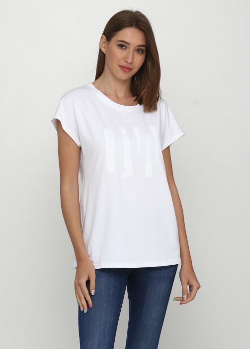 Футболка женская fiona Only Women белая с большим белым лого впереди 